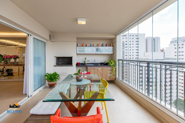 Imagem Apartamento com 3 Quartos à Venda,  em Moema - São Paulo