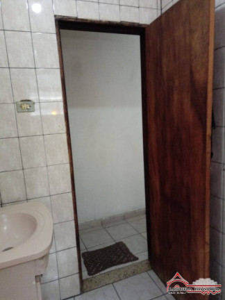 Imagem Casa com 2 Quartos à Venda, 120 m² em Vila Zezé - Jacareí Imagem Casa com 2 Quartos à Venda, 120 m² em Vila Zezé - Jacareí