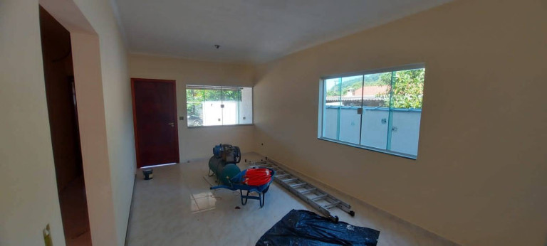 Imagem Casa com 3 Quartos à Venda, 250 m² em Centro - Peruíbe