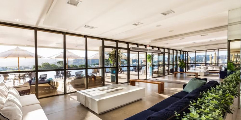 Imagem Casa com 4 Quartos à Venda, 231 m² em Santa Regina - Camboriú Imagem Casa com 4 Quartos à Venda, 231 m² em Santa Regina - Camboriú