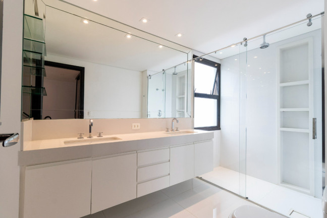Imagem Imóvel com 2 Quartos à Venda, 171 m² em Moema - São Paulo