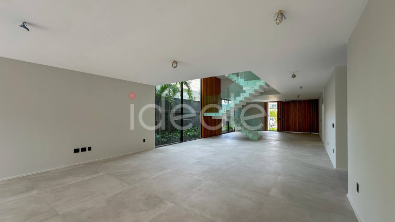 Imagem Casa de Condomínio com 5 Quartos à Venda,  em Barra Da Tijuca - Rio De Janeiro