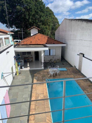 Casa com 4 Quartos à Venda, 200 m² em Parque Maria Domitila - São Paulo