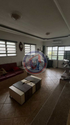 Imagem Casa com 3 Quartos à Venda, 400 m² em Flórida - Praia Grande Imagem Casa com 3 Quartos à Venda, 400 m² em Flórida - Praia Grande