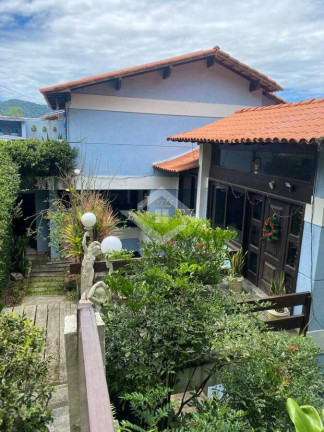 Imagem Casa com 5 Quartos à Venda, 1.500 m² em Itaipu - Niterói Imagem Casa com 5 Quartos à Venda, 1.500 m² em Itaipu - Niterói