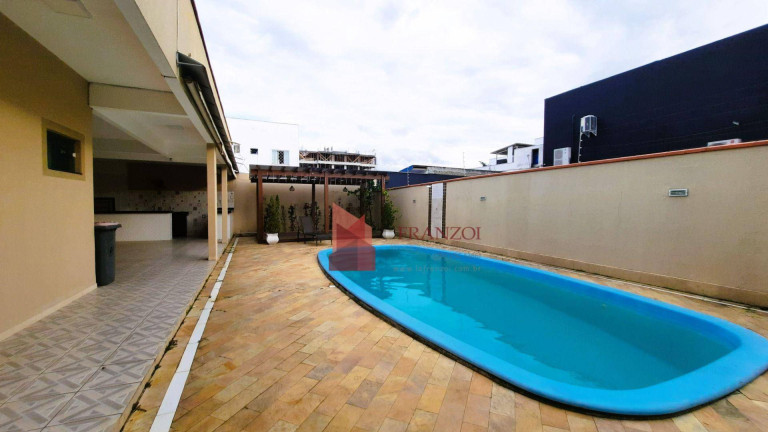 Imagem Sobrado com 4 Quartos à Venda, 350 m² em Dom Bosco - Itajaí Imagem Sobrado com 4 Quartos à Venda, 350 m² em Dom Bosco - Itajaí