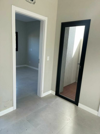 Imagem Casa com 4 Quartos à Venda, 135 m² em Ambrósio - Garopaba