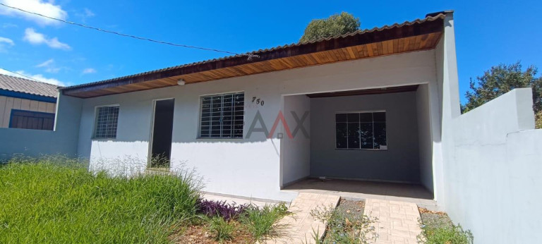 Casa com 2 Quartos à Venda, 87 m² em Dos Estados - Guarapuava