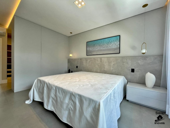 Imagem Casa com 5 Quartos à Venda,  em Riviera - Bertioga