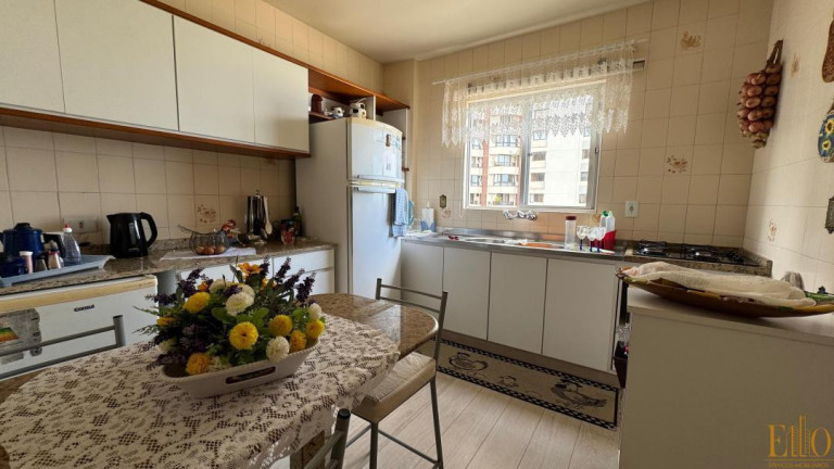 Imagem Apartamento com 4 Quartos à Venda, 170 m² em Centro - Balneário Camboriú Imagem Apartamento com 4 Quartos à Venda, 170 m² em Centro - Balneário Camboriú