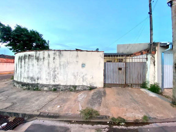 Casa com 3 Quartos à Venda, 70 m² em Conjunto Habitacional Teisuke Kumassaka - Lins