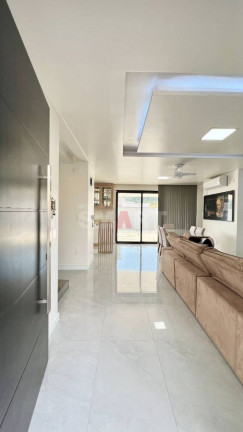 Imagem Casa com 4 Quartos à Venda, 206 m² em Três Rios Do Norte - Jaraguá Do Sul Imagem Casa com 4 Quartos à Venda, 206 m² em Três Rios Do Norte - Jaraguá Do Sul