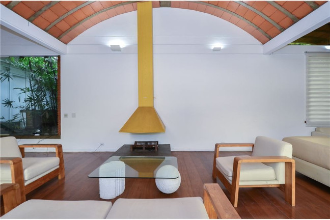 Imagem Casa com 4 Quartos à Venda,  em Morumbi - São Paulo