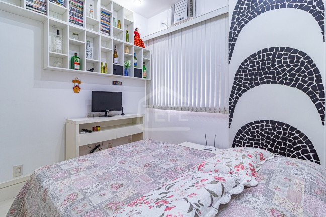 Imagem Apartamento com 2 Quartos à Venda, 77 m² em Copacabana - Rio De Janeiro Imagem Apartamento com 2 Quartos à Venda, 77 m² em Copacabana - Rio De Janeiro