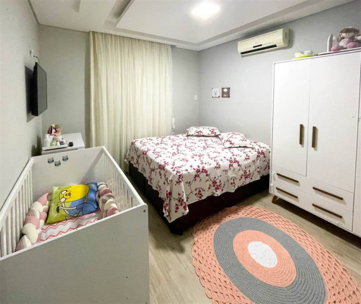Imagem Casa com 4 Quartos à Venda, em Jardim Quietude - Praia Grande Imagem Casa com 4 Quartos à Venda, em Jardim Quietude - Praia Grande