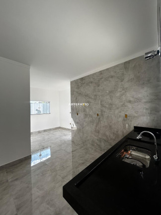 Casa com 2 Quartos à Venda, 200 m²