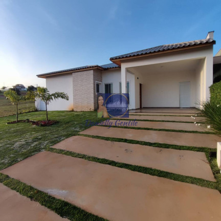 Imagem Casa de Condomínio com 3 Quartos para Temporada, 160 m² em Ninho Verde 2 - Pardinho