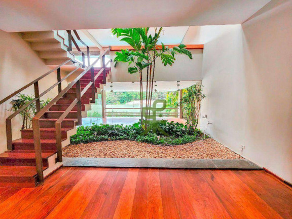 Casa com 5 Quartos à Venda, 900 m² em Morumbi - São Paulo
