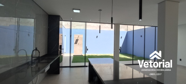 Imagem Sobrado com 3 Quartos à Venda, em Bela Vista - Barreiras Imagem Sobrado com 3 Quartos à Venda, em Bela Vista - Barreiras
