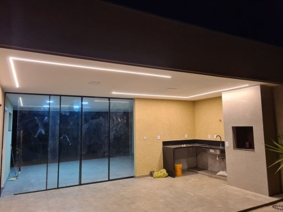 Imagem Casa com 3 Quartos à Venda, 250 m² em Setor Habitacional Arniqueira (águas Claras) - Brasília Imagem Casa com 3 Quartos à Venda, 250 m² em Setor Habitacional Arniqueira (águas Claras) - Brasília