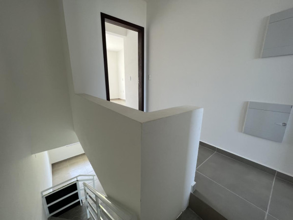 Imagem Casa com 2 Quartos à Venda, 92 m² em São João Do Rio Vermelho - Florianópolis Imagem Casa com 2 Quartos à Venda, 92 m² em São João Do Rio Vermelho - Florianópolis