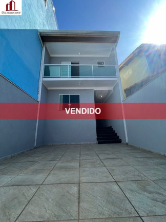 Sobrado com 3 Quartos à Venda,  em Serpa - Caieiras