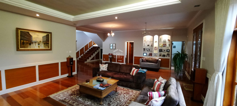 Imagem Casa com 3 Quartos à Venda, 365 m² em Bortolan - Poços De Caldas
