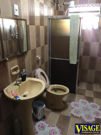 Imagem Casa com 2 Quartos à Venda, 250 m² em Jd. Do Vale - Jacareí Imagem Casa com 2 Quartos à Venda, 250 m² em Jd. Do Vale - Jacareí