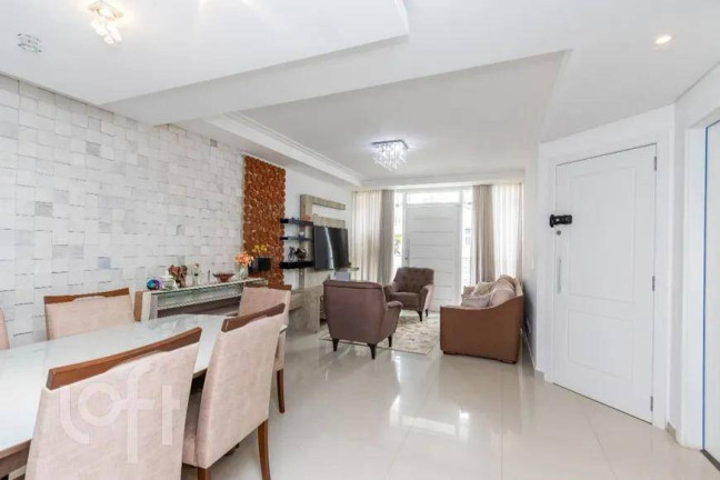 Imagem Sobrado com 3 Quartos à Venda, 180 m² em Boqueirão - Curitiba