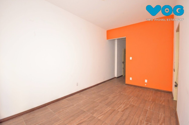 Imagem Imóvel com 1 Quarto à Venda, 41 m² em Centro Histórico - Porto Alegre Imagem Imóvel com 1 Quarto à Venda, 41 m² em Centro Histórico - Porto Alegre