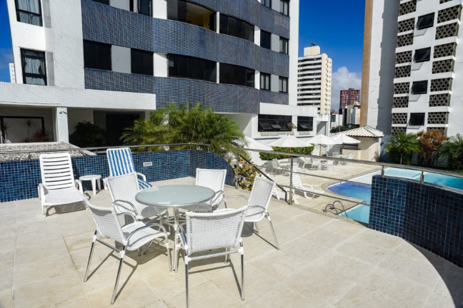 Imagem Apartamento com 2 Quartos à Venda, 76 m² em Stiep - Salvador