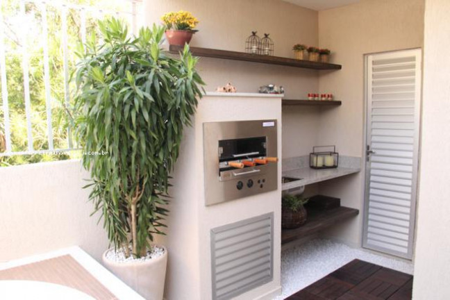 Imagem Casa com 3 Quartos à Venda, em Freguesia - Rio De Janeiro Imagem Casa com 3 Quartos à Venda, em Freguesia - Rio De Janeiro