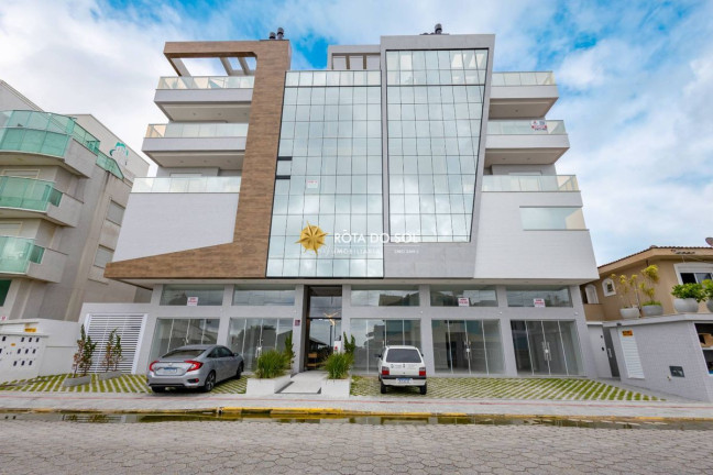 Apartamento com 2 Quartos à Venda, 89 m² em Mariscal - Bombinhas