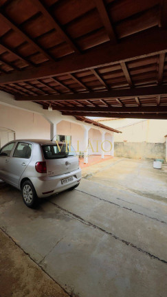 Imagem Casa com 3 Quartos à Venda, 360 m² em Setor Santa Rita - Goiânia