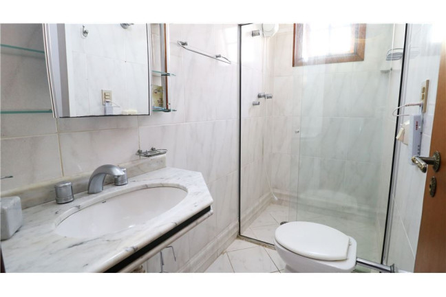 Imagem Casa com 3 Quartos à Venda,  em Jardim Aeroporto - São Paulo