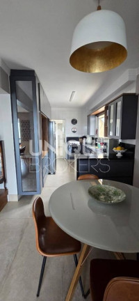 Imagem Apartamento com 3 Quartos à Venda, 179 m² em Centro - Jundiaí