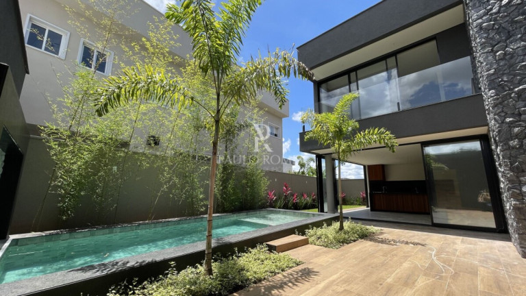 Imagem Casa com 5 Quartos à Venda, 343 m² em Residencial Goiânia Golfe Clube - Goiânia Imagem Casa com 5 Quartos à Venda, 343 m² em Residencial Goiânia Golfe Clube - Goiânia