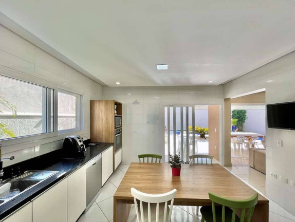 Imagem Casa com 4 Quartos à Venda, 316 m² em Moinho Velho - Cotia