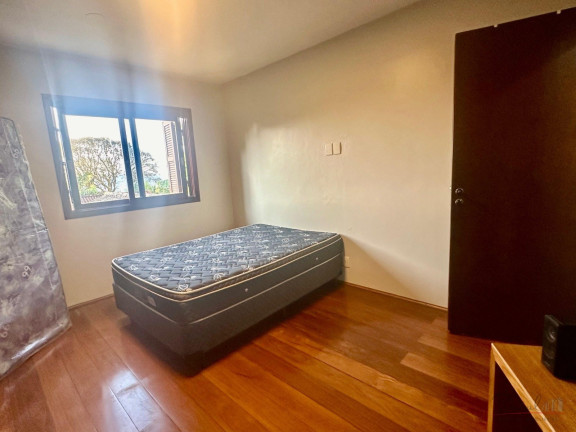 Imagem Casa com 4 Quartos à Venda, em Morro Da Cruz - Florianópolis Imagem Casa com 4 Quartos à Venda, em Morro Da Cruz - Florianópolis
