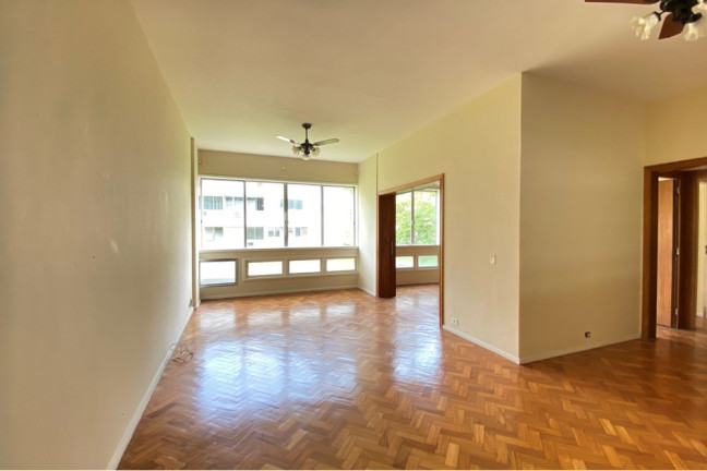 Imagem Apartamento com 3 Quartos à Venda, 136 m² em Copacabana - Rio De Janeiro