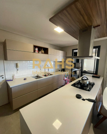 Imagem Apartamento com 3 Quartos à Venda, 121 m² em Centro - Joinville