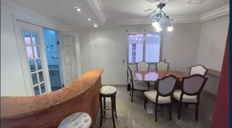 Apartamento com 2 Quartos à Venda ou Locação,  em Pinheiros - São Paulo