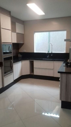 Imagem Sobrado com 3 Quartos à Venda, 227 m² em Vila Miranda - Itaquaquecetuba Imagem Sobrado com 3 Quartos à Venda, 227 m² em Vila Miranda - Itaquaquecetuba