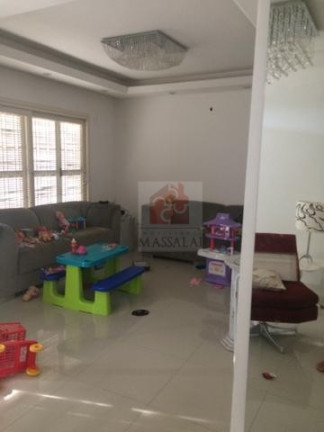 Imagem Casa com 4 Quartos à Venda, 300 m² em Medianeira - Porto Alegre