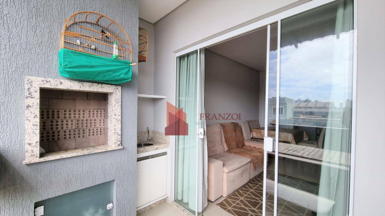 Imagem Apartamento com 2 Quartos à Venda, 54 m² em São João - Itajaí