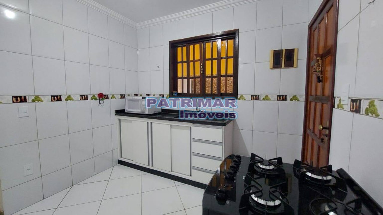 Imagem Casa com 3 Quartos à Venda, 320 m² em Jardim Atlântico Central (itaipuaçu) - Maricá