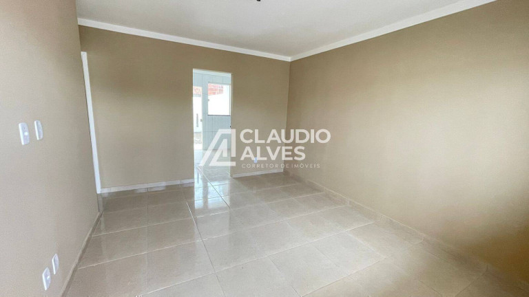 Imagem Casa com 4 Quartos à Venda, 160 m² em Campo Limpo - Feira De Santana