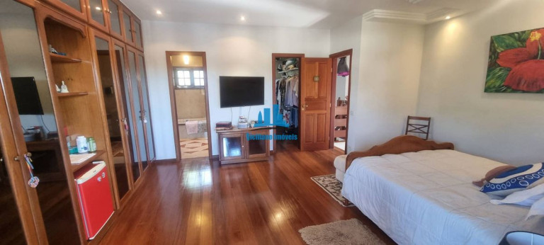 Imagem Casa de Condomínio com 5 Quartos à Venda, 460 m² em Vila Progresso - Niterói