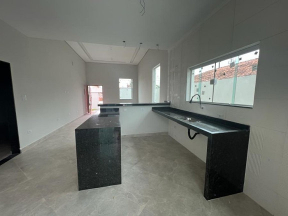 Imagem Casa com 3 Quartos à Venda, 122 m² em Tupy - Itanhaem
