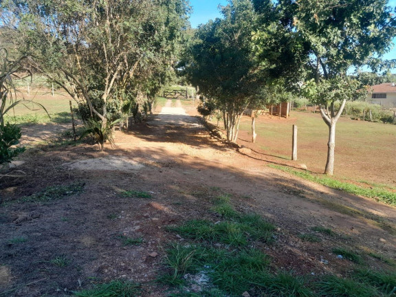 Imagem Imóvel com 2 Quartos à Venda, 19.517 m² em Zona Rural - Campo Magro Imagem Imóvel com 2 Quartos à Venda, 19.517 m² em Zona Rural - Campo Magro